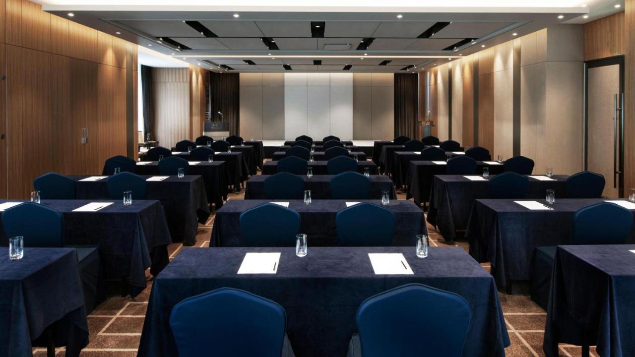 Lotte Hotel 4*